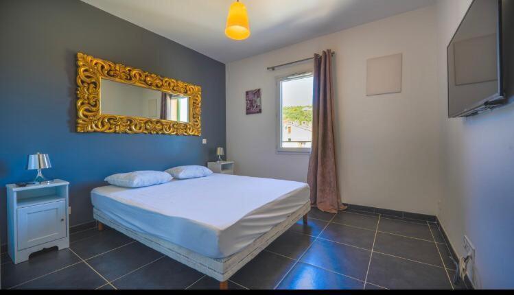 Chez Pasqua ! Appartement Spacieux Avec Terrasse 2 Chambres 6 Couchages En Rooftop L'Ile-Rousse  Bagian luar foto