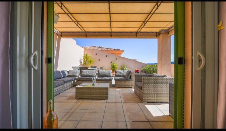 Chez Pasqua ! Appartement Spacieux Avec Terrasse 2 Chambres 6 Couchages En Rooftop L'Ile-Rousse  Bagian luar foto